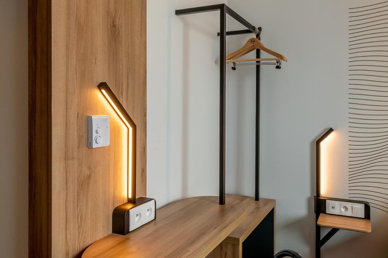B&B Hotel Bois D'Arcy Saint Quentin En Yvelines Eksteriør bilde