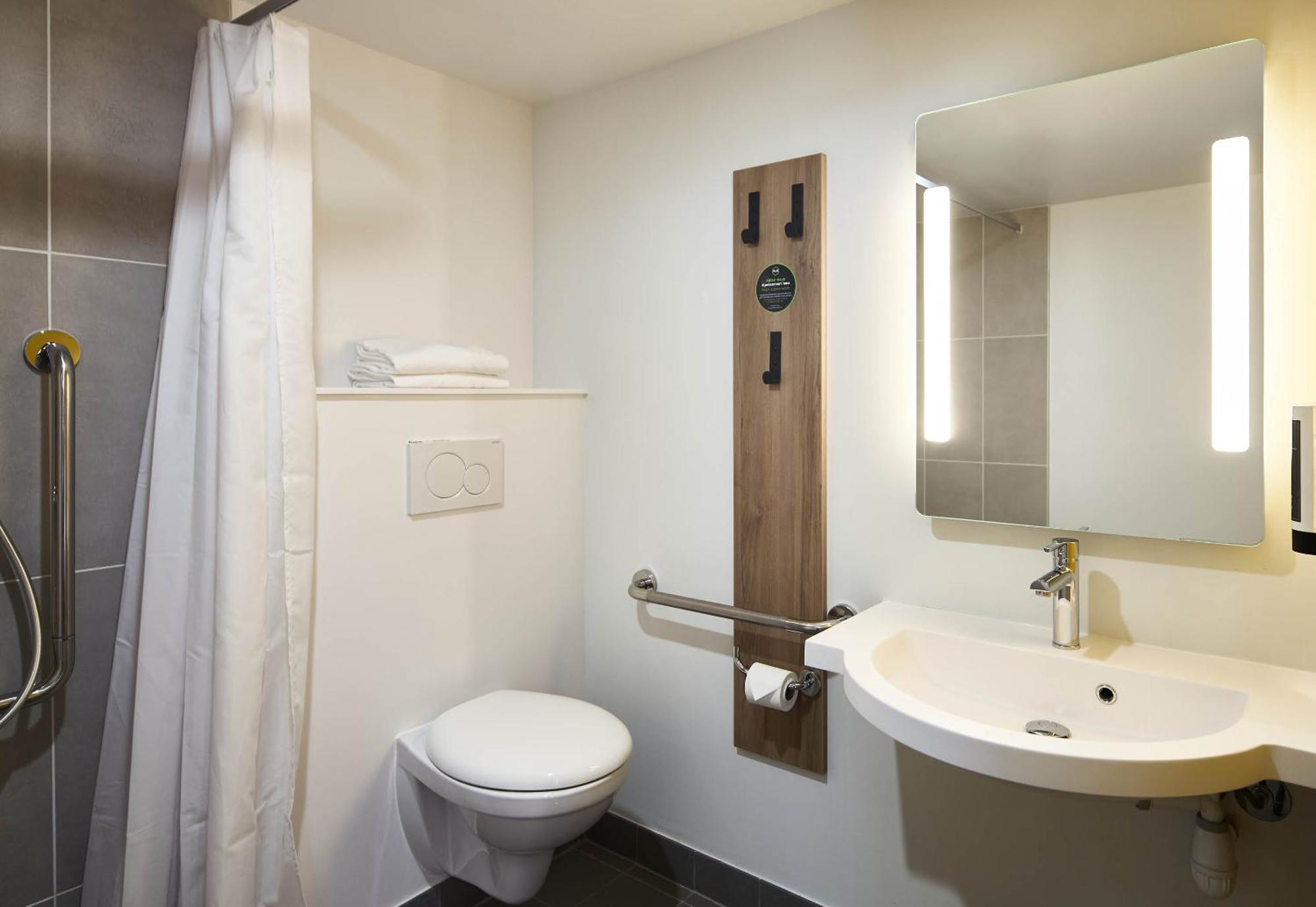 B&B Hotel Bois D'Arcy Saint Quentin En Yvelines Eksteriør bilde